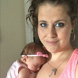 Meet your Posher, Valene